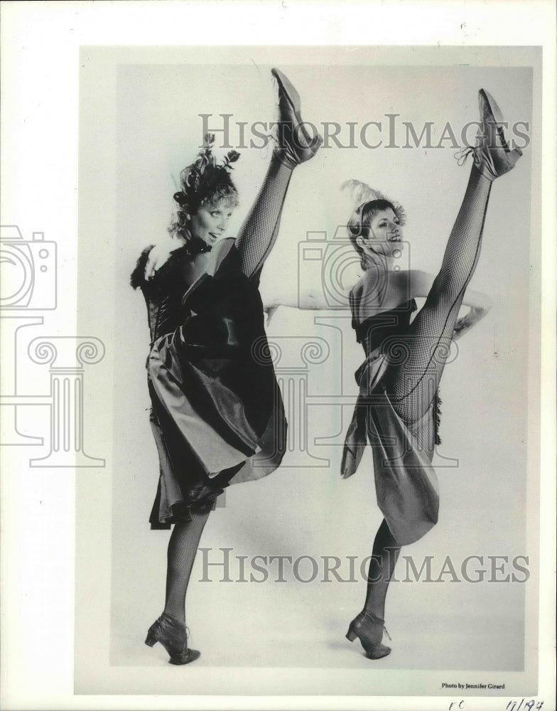1984 Press Photo Karen Frankel Jones, Claire Bataille Hubbard Street Dance Co.-Historic Images