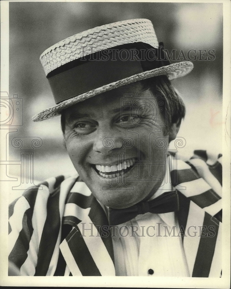 1974, Country music singer Tom T. Hall - Historic Images