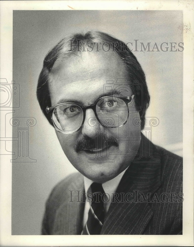 1989 Press Photo John M. Hashek, Milwaukee realtor - mjp21248 - Historic Images