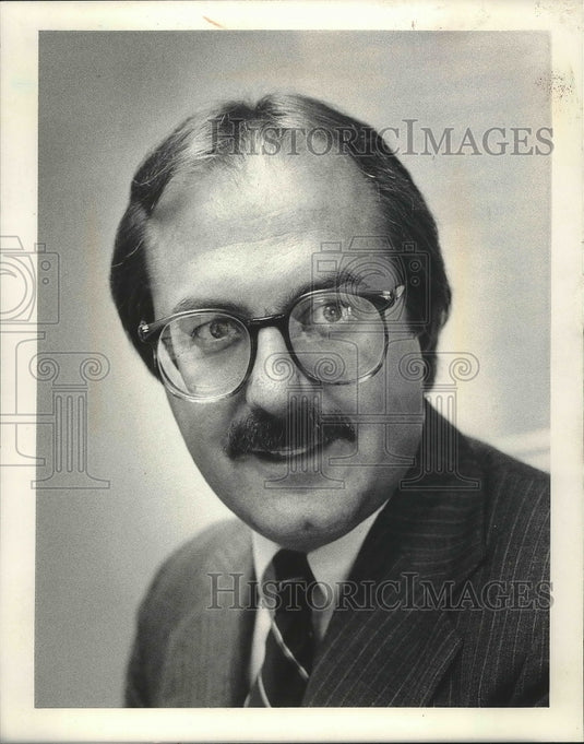 1989 Press Photo John M. Hashek, Milwaukee realtor - mjp21248 - Historic Images