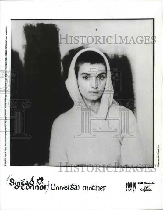 1994 Press Photo Sinead O'Connor, Irish Pop singer - mjp21262 - Historic Images