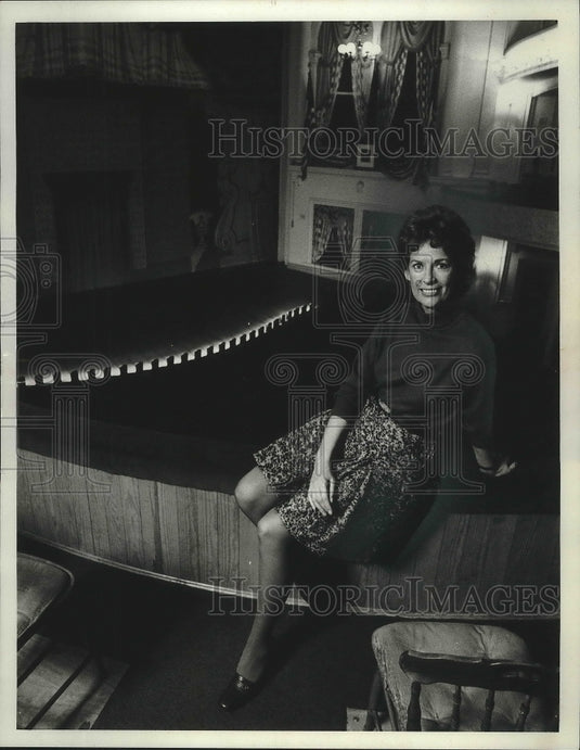 1971, Frankie C. Hewitt, Board Chairman of the Ford's Theater Society - Historic Images