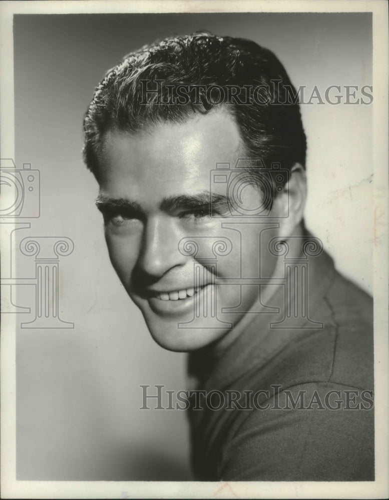 1960, Actor Charles Quinlivan Stars In "Garlund Touch' - Historic Images