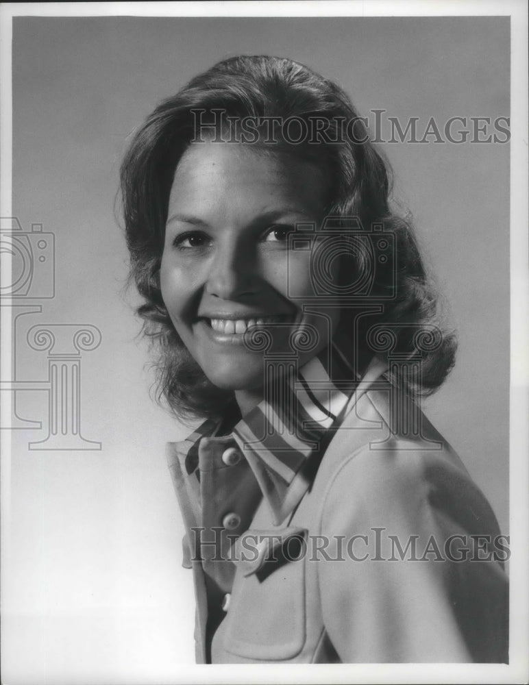 1974, Harvian "Bunny" Raasch, Milwaukee Journal TV personality - Historic Images