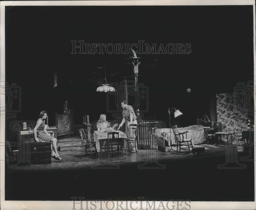 1968,-Actors rehearsing in the play, &quot;A Street Car Name Desire.&quot; - Historic Images