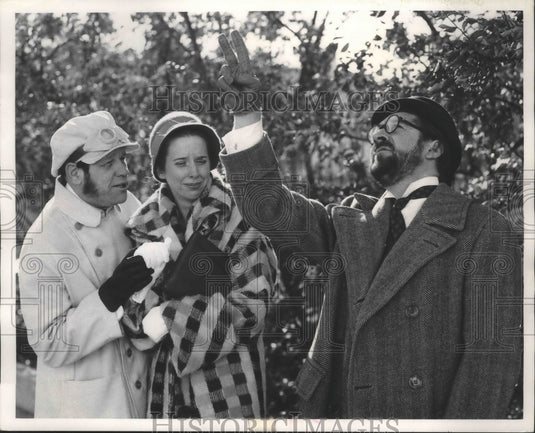 1973, Play actors Durward McDonald, Penelope Reed and Richard Risso. - Historic Images