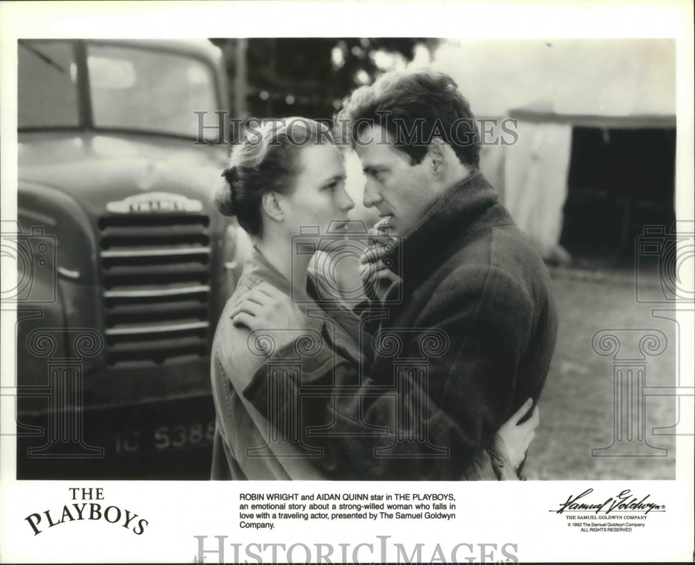 1992 Press Photo Robin Wright &amp; Aidan Quinn in &quot;The Playboys&quot; - mjp22341 - Historic Images