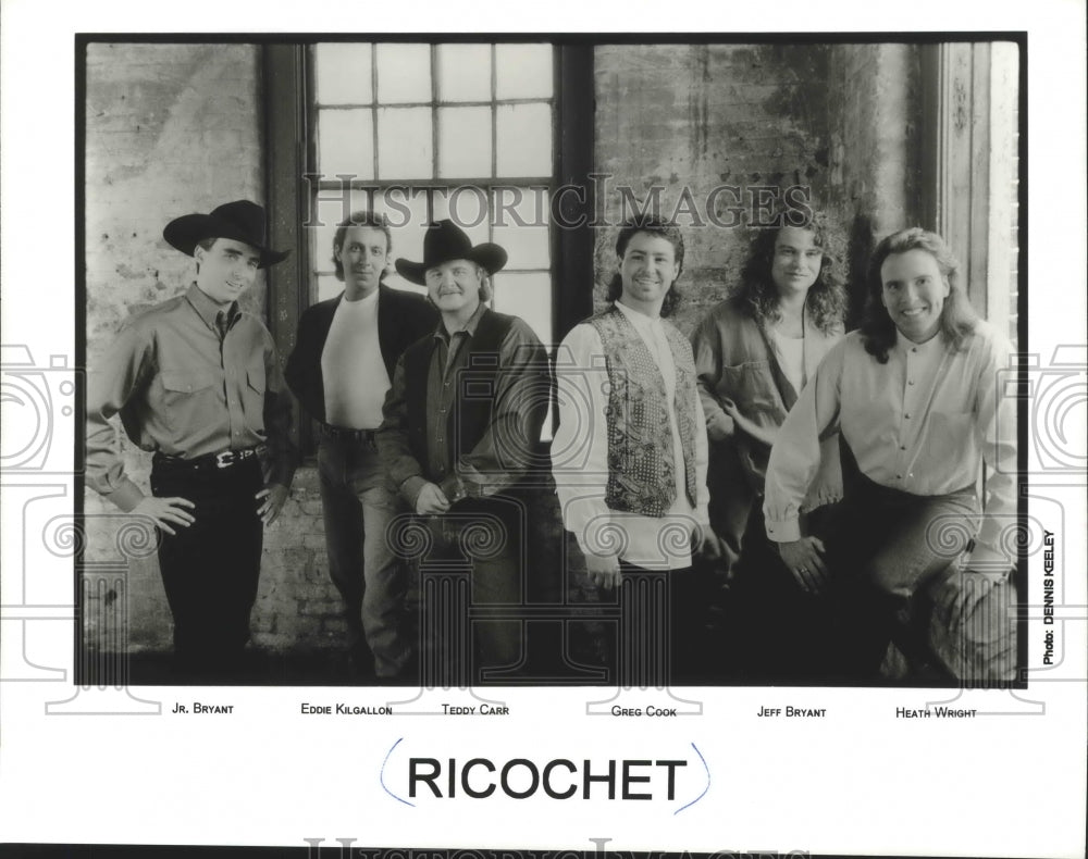 Press Photo Members of the band Richochet - Historic Images