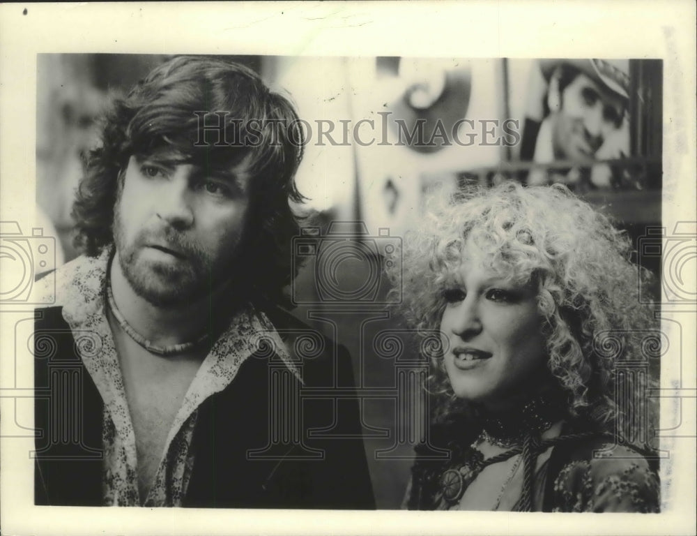 1984 Press Photo Bette Midler And Alan Bates Star In CBS&#39; &#39;The Rose&#39; - mjp22485-Historic Images