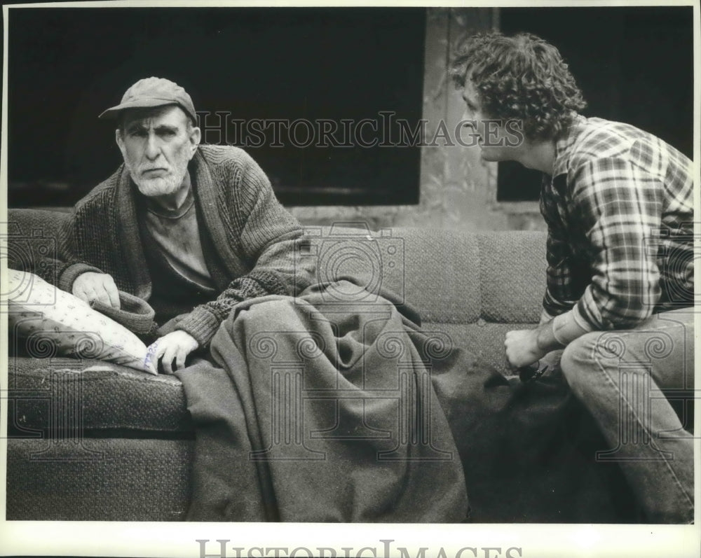 1982 Press Photo Milwaukee Repertory Theater's production of Buried Child. - Historic Images