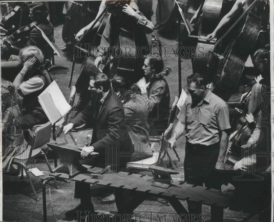 1971 Press Photo Milwaukee Symphony Orchestra Playing Verdi's "Anvil Chorus" - Historic Images