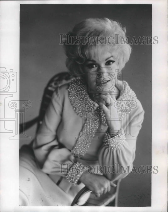 1971, Singer Sue Raney - Historic Images