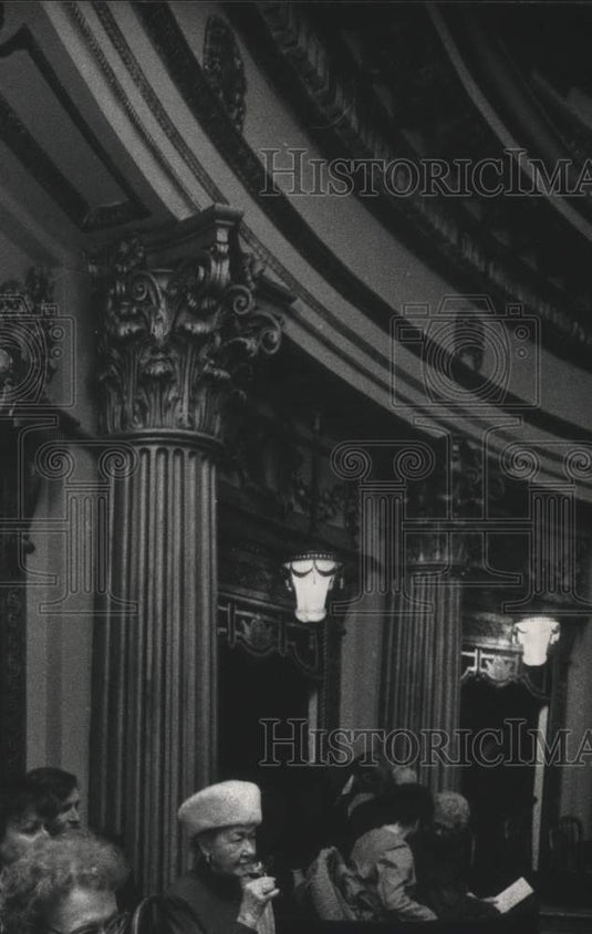 1990, The audience of the Milwaukee Symphony Orchestra at Baraboo - Historic Images