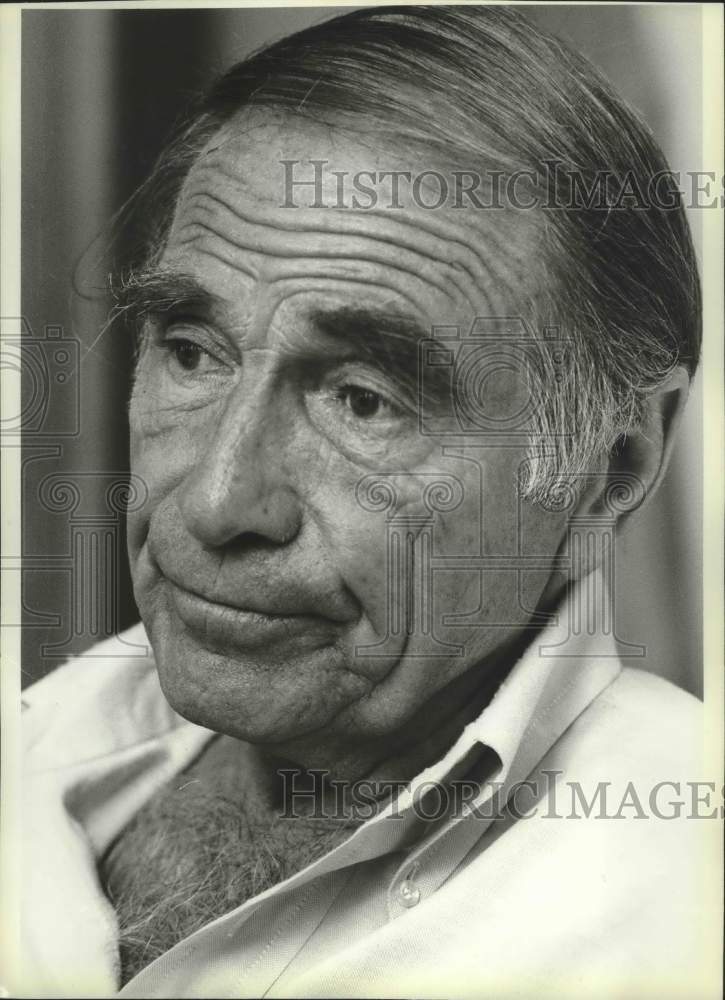1980, Actor Gary Merrill in his Broadway theater dressing room - Historic Images