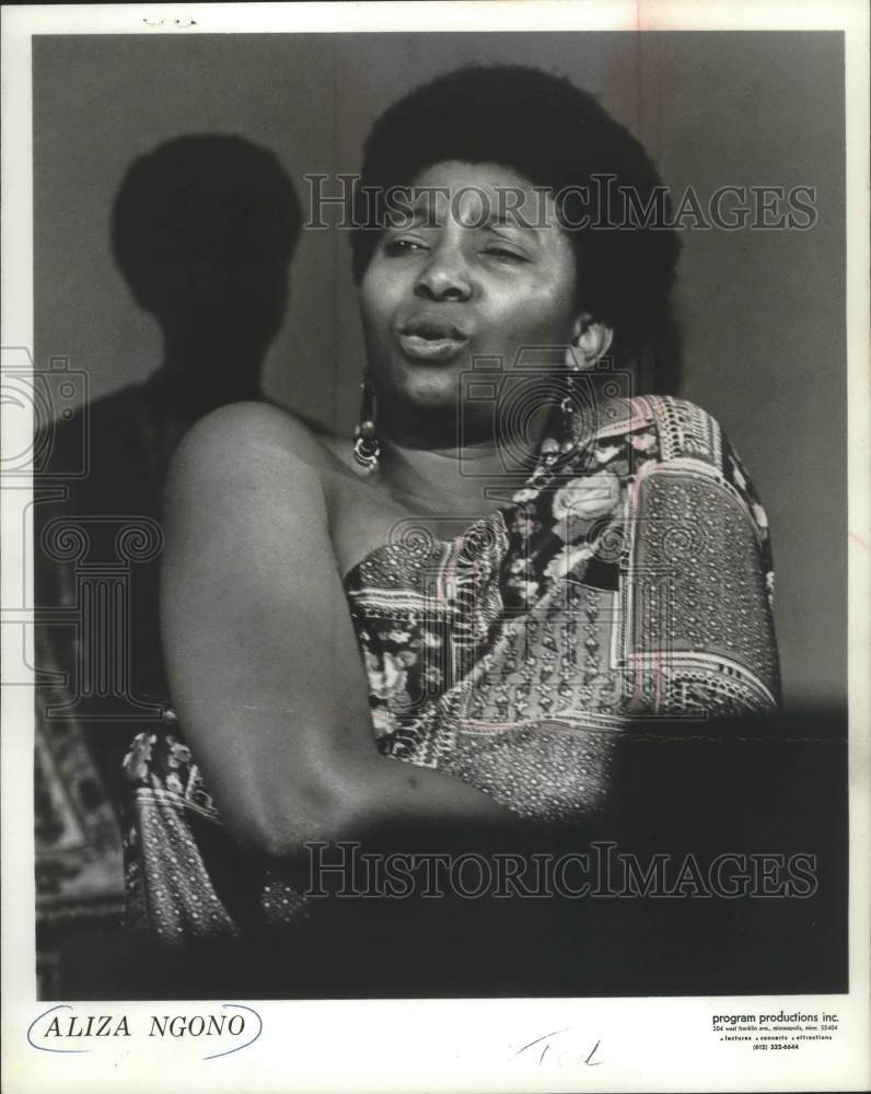 1974 Press Photo Aliza Ngono, African Folk Singer - Historic Images