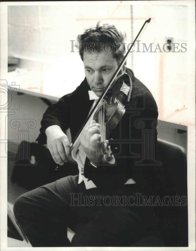 1972, Norman Gudmundson, Milwaukee Symphony Violinist - mjp23415 - Historic Images