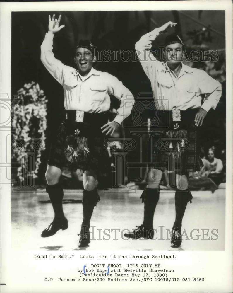 Press Photo Comedian Bob Hope dancing on stage in Scottish costume - mjp23476 - Historic Images