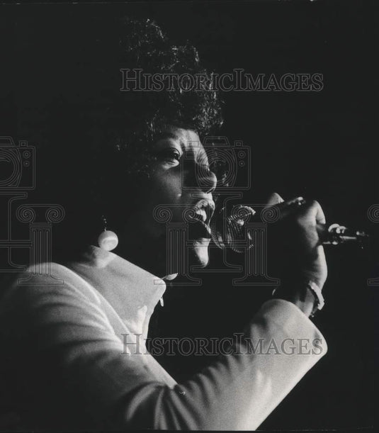 1971, Milwaukee Singer Barbara Neyon sings into microphone, Wisconsin - Historic Images