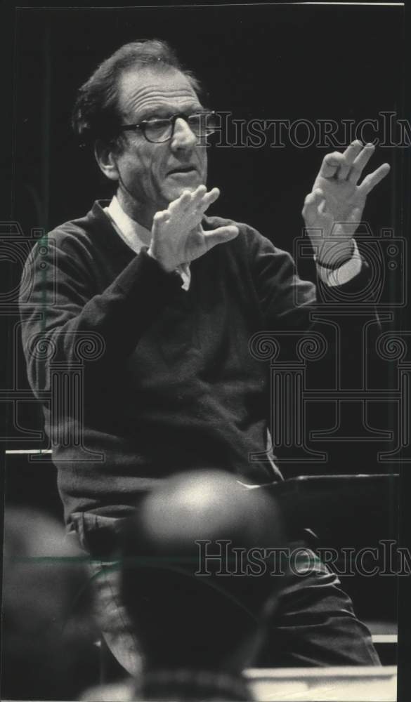 1985, Conductor Lukas Foss at Milwaukee Symphony Orchestra rehearsal - Historic Images