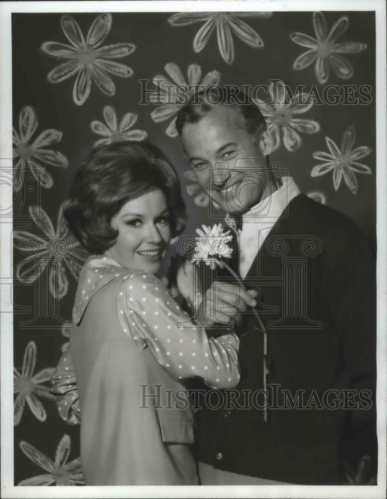 1966, Mark Miller &amp; Pat Crowley in &quot;Please Don&#39;t Eat The Daisies&quot; - Historic Images