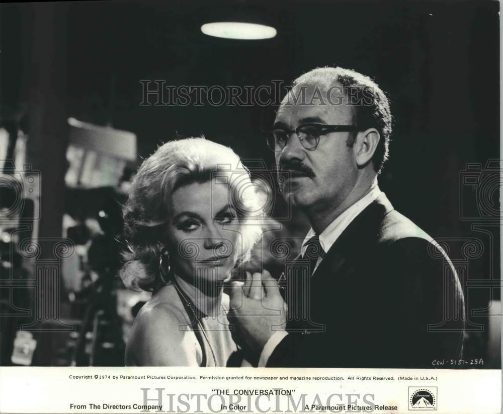 1974, Gene Hackman And Elizabeth MacRae Dance In "The Conversation" - Historic Images