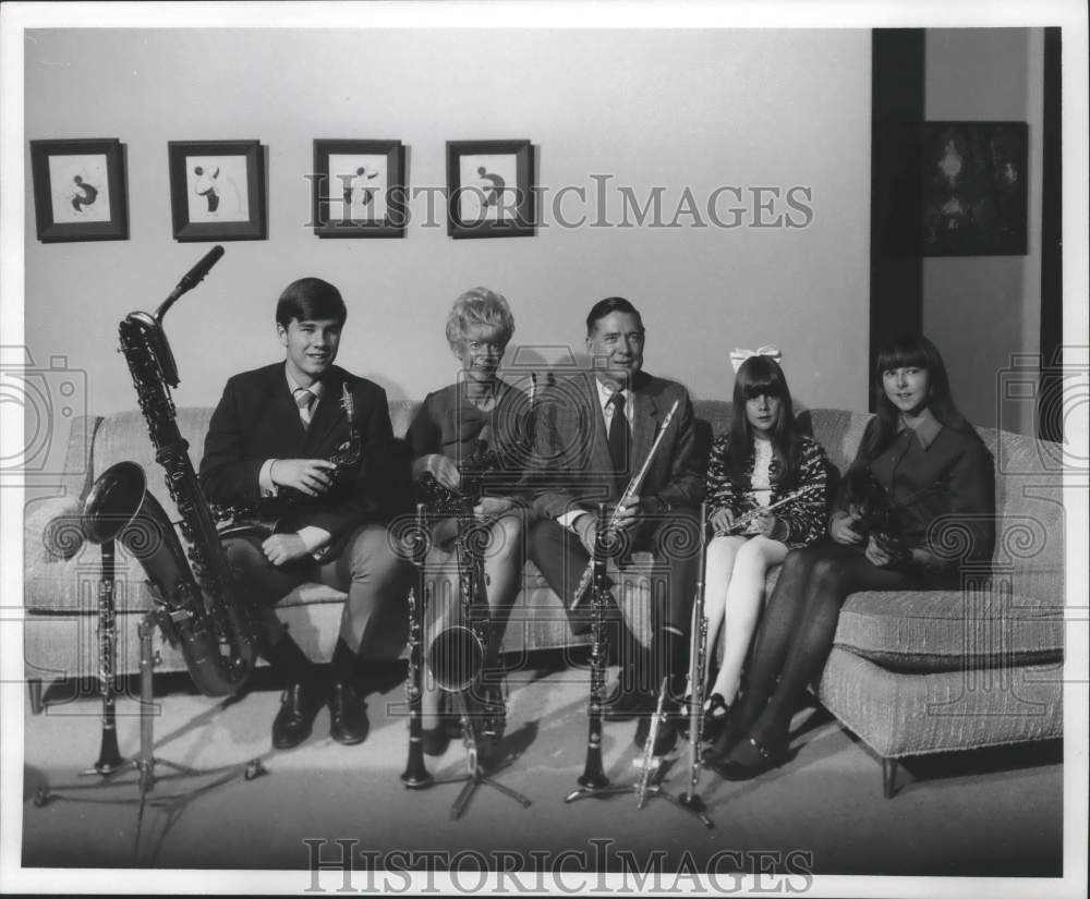 1970, Donald Orlaska and Family Portrait - mjp24116 - Historic Images