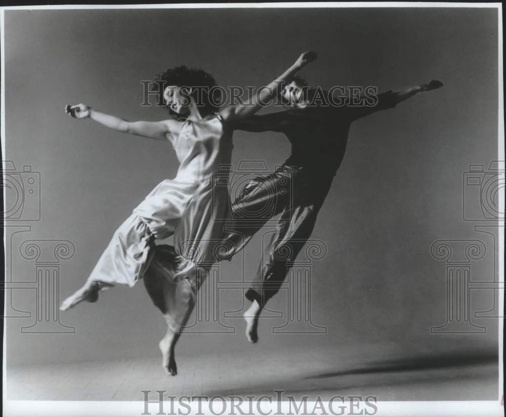 1986, Marta Renzi and The Project Company Performing Arts Center - Historic Images