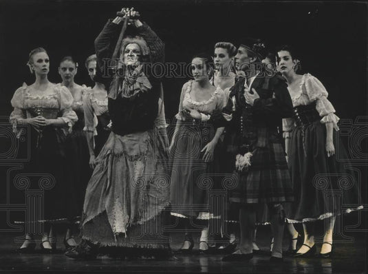 1988, Pennsylvania and Milwaukee Ballet production of "La Sylphide" - Historic Images