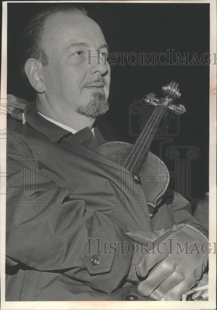 1965 Press Photo Edward Mumm, Milwaukee Symphony Concert Master- Historic Images