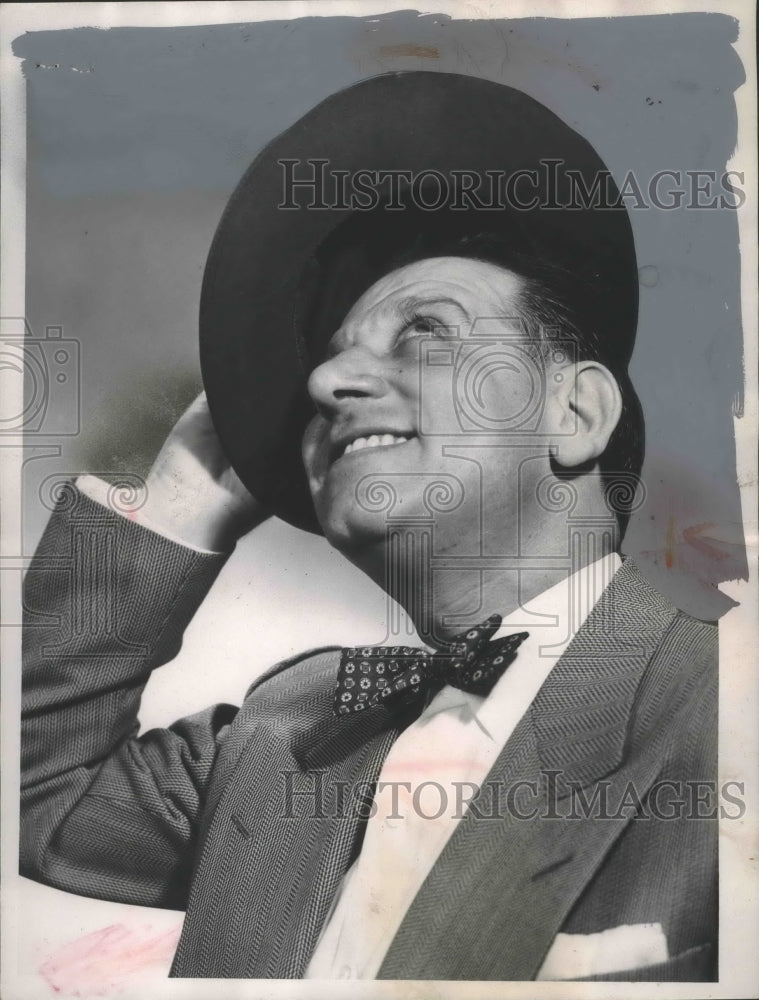 1953, Comedian Jimmy Mortell - Historic Images