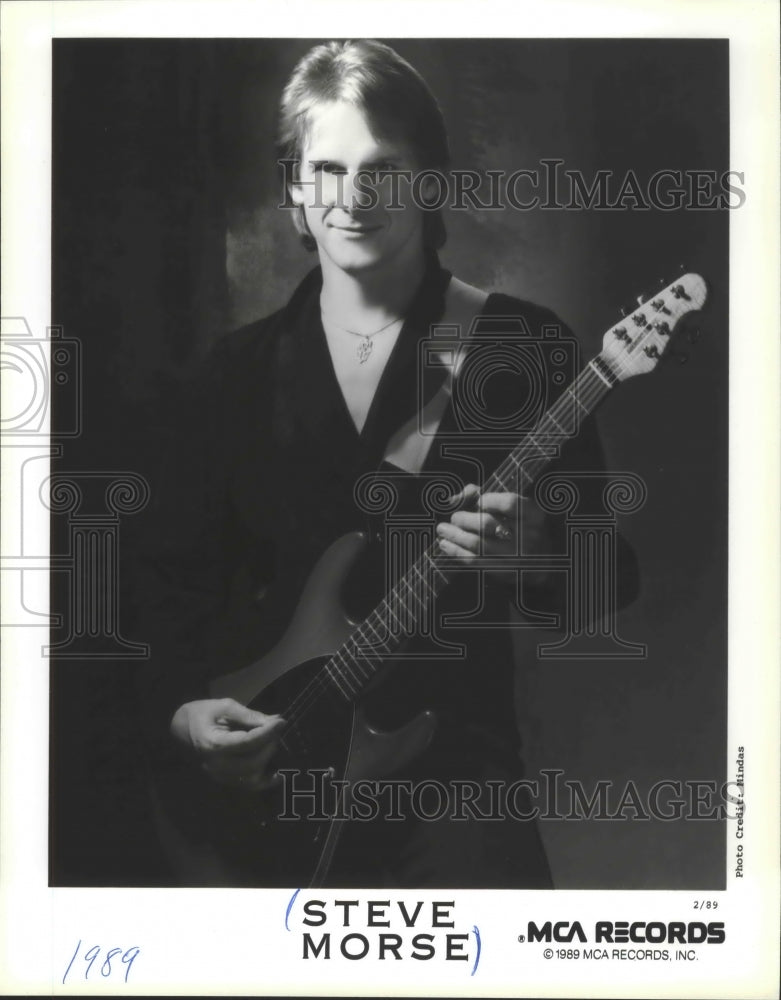 1989, Guitarist Steve Morse records on MCA Records - mjp24849 - Historic Images