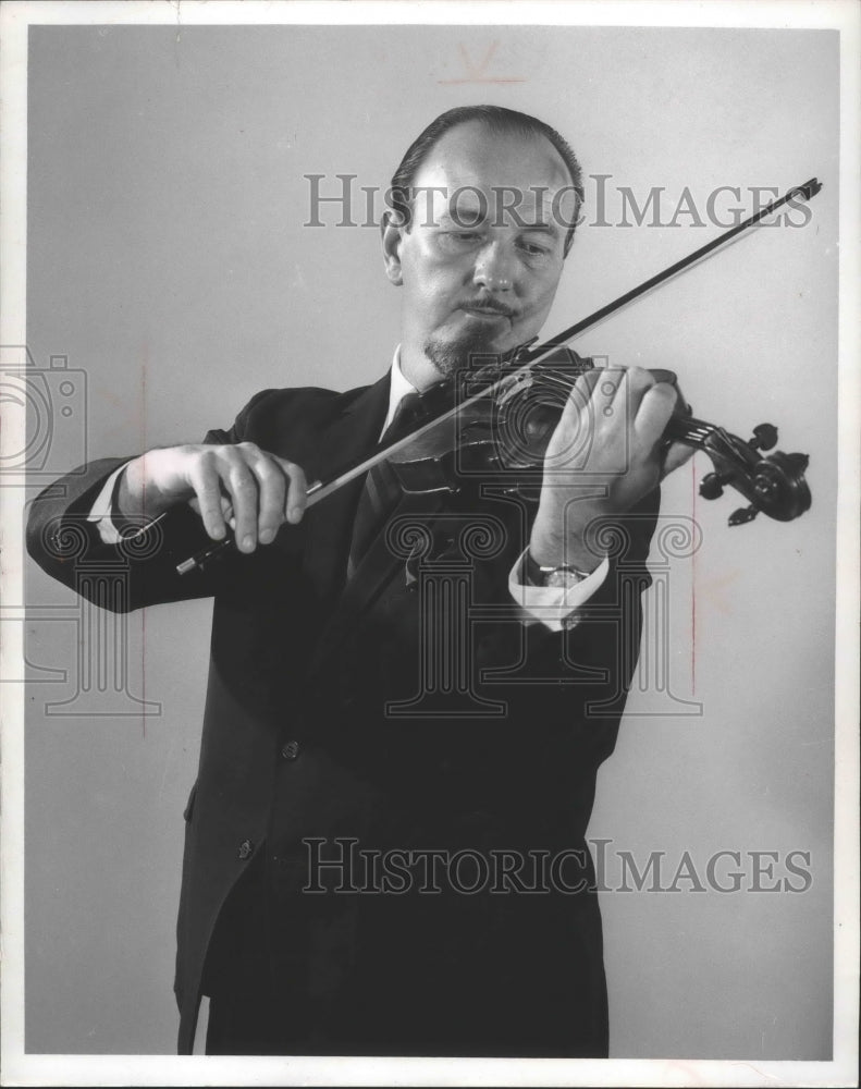 1967, Edward Mumm, Milwaukee Symphony soloist - Historic Images
