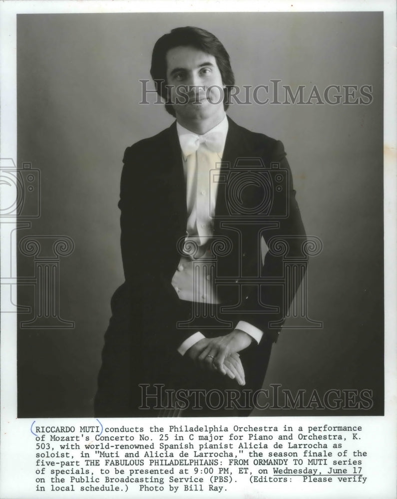 1982 Press Photo Riccardo Muti Conducts Philadelphia Orchestra - mjp24943-Historic Images