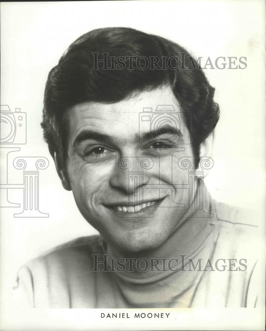Press Photo Actor Daniel Mooney. - Historic Images