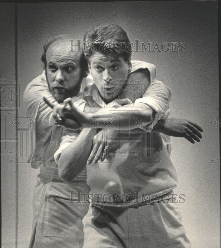 1984 Press Photo Saverine &amp; Moses in Skylight Comic Opera&#39;s show in Milwaukee-Historic Images