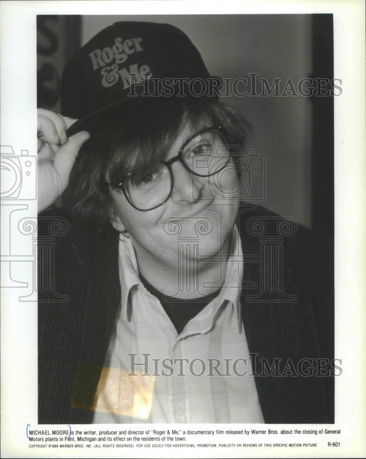 1989 Press Photo Michael Moore, writer, director and producer of "Roger & Me" - Historic Images