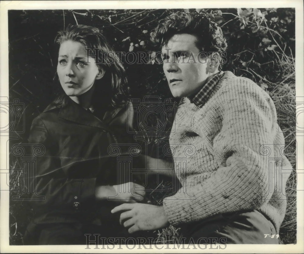 1963 Press Photo Don Murray With Christine Kaufman In Escape From East Berlin - Historic Images