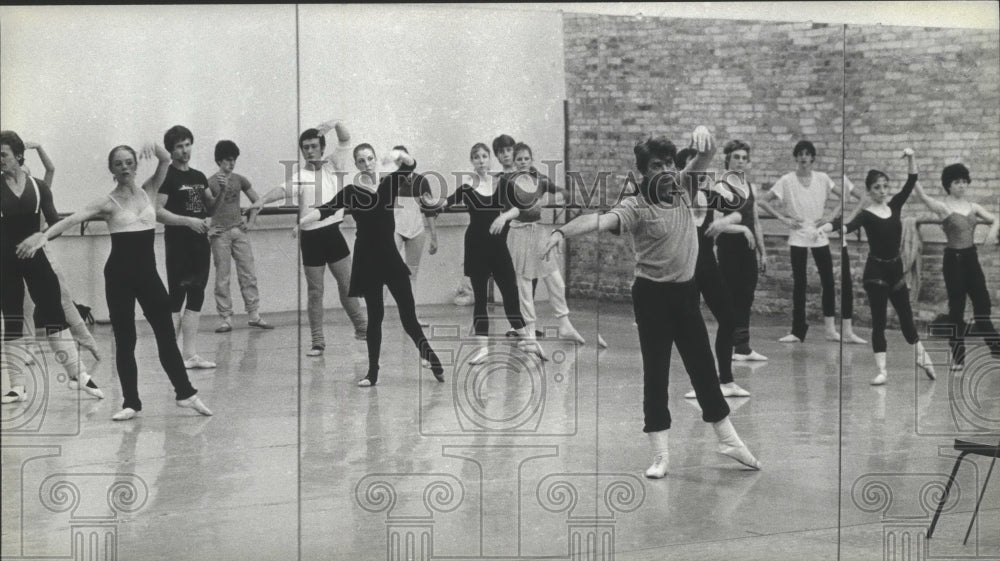 1983, Milwaukee Ballet Company image&#39;s of dancers in mirror. - Historic Images