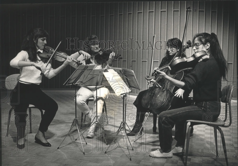 1988 Press Photo The Monclair Quartet in rehearsal - mjp25809 - Historic Images