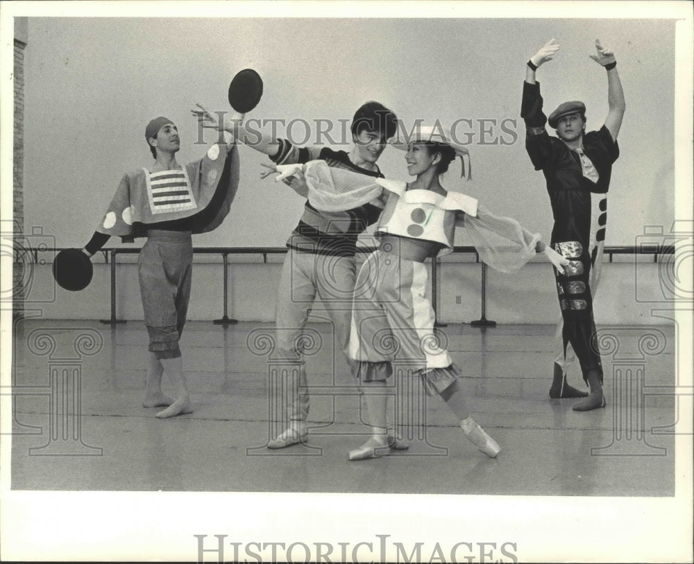 1985 Press Photo Milwaukee Ballet dancers rehearsing for &quot;Maestro,&quot; Wisconsin - Historic Images