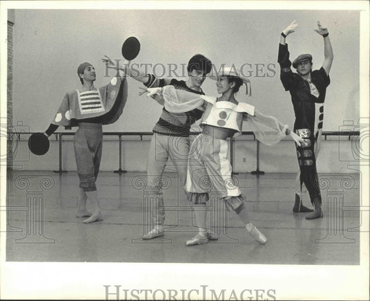 1985 Press Photo Milwaukee Ballet dancers rehearsing for "Maestro," Wisconsin - Historic Images