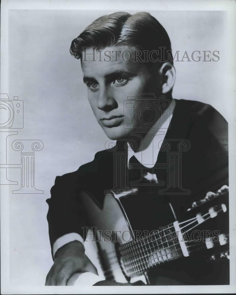 1968 Press Photo Guitarist Christopher Parkening- Historic Images