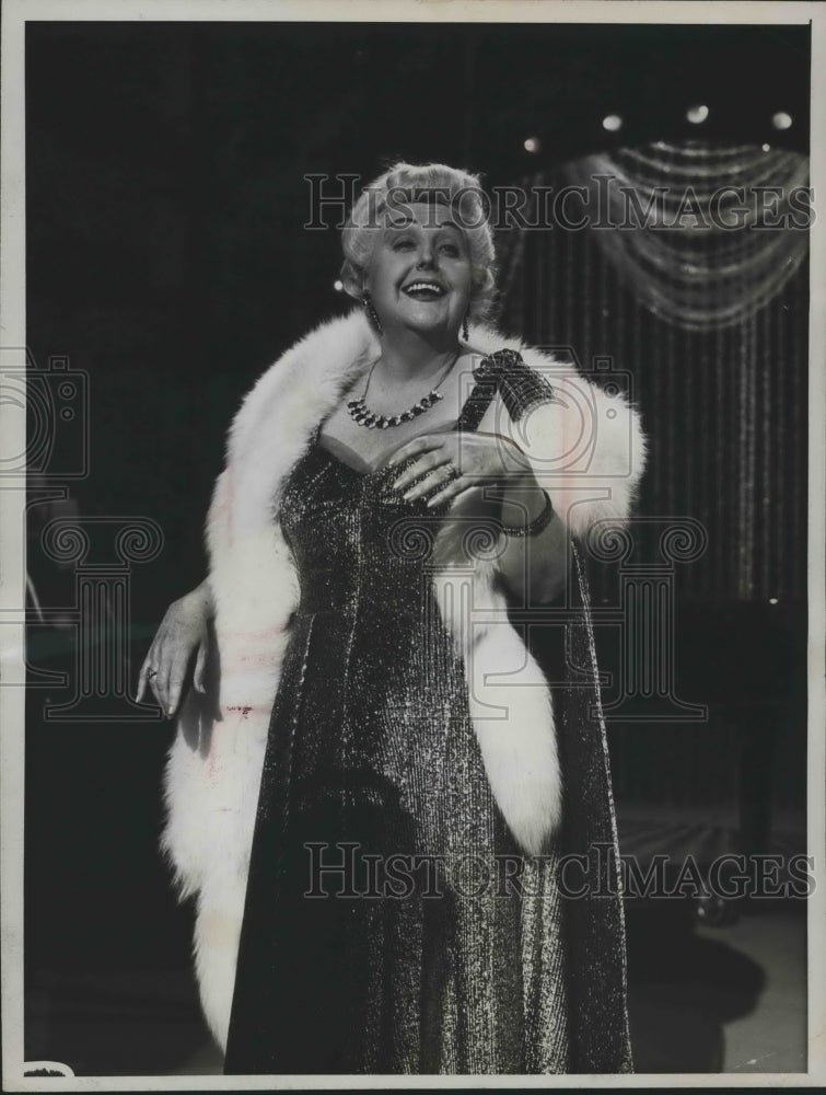 1964 Press Photo Actress Tessie O&#39;Shea on &quot;The Ed Sullivan Show&quot;- Historic Images