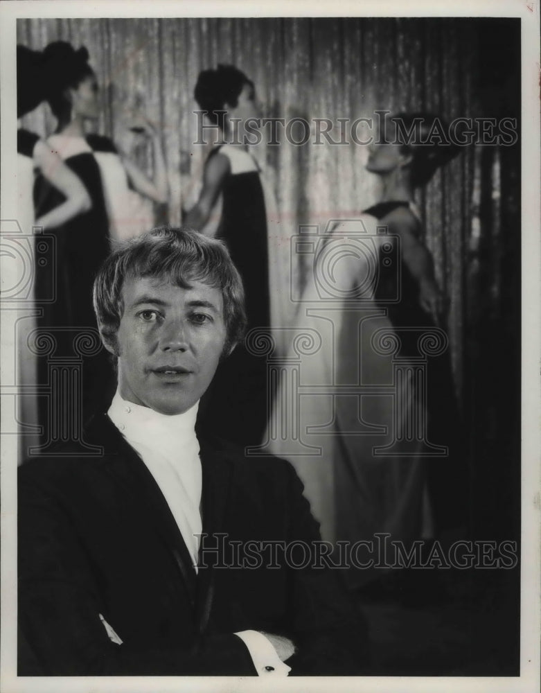 1968, Actor Noel Harrison As Guest On 'Model Of The Year Pageant' - Historic Images