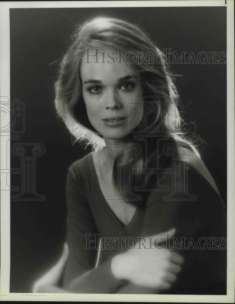 1985 Press Photo Marguerite Hickey in "Mirrors" - mjp26141 - Historic Images