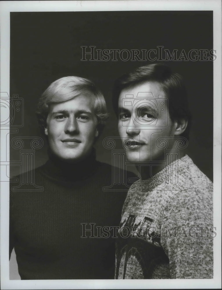 1977 Press Photo Gregg Henry & James Jordan in "Rich Man, Poor Man Book II" - Historic Images