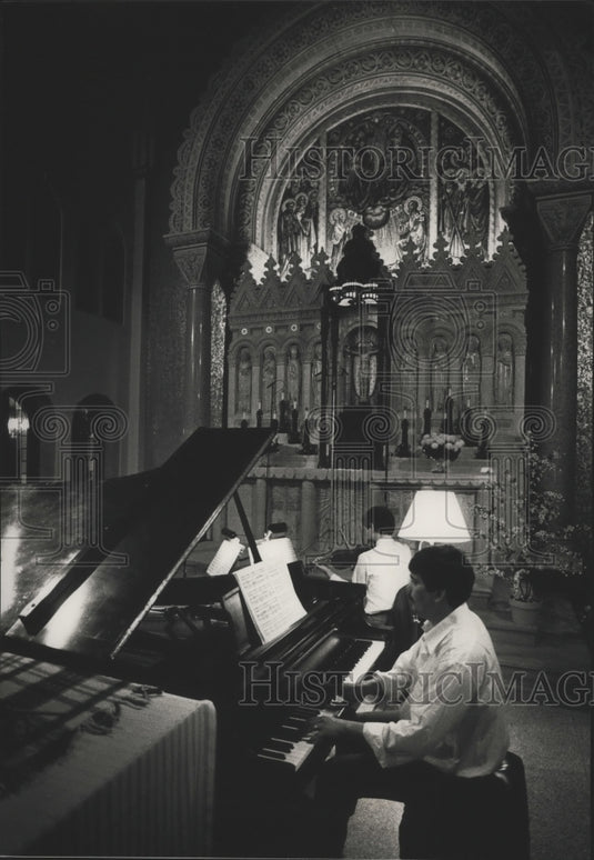1989 Press Photo The Paganini Trio Recording Session in the Holy Hill Church - Historic Images