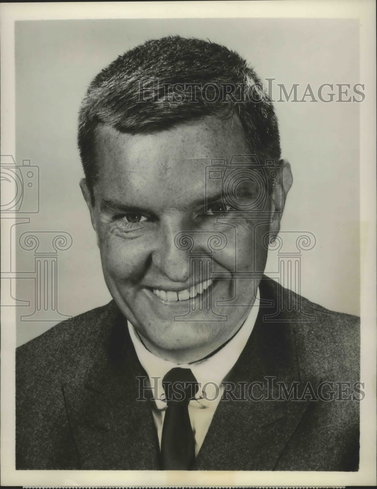 1958, Peter LLind Hayes hosts The Peter Lind Hayes Show, on ABC. - Historic Images