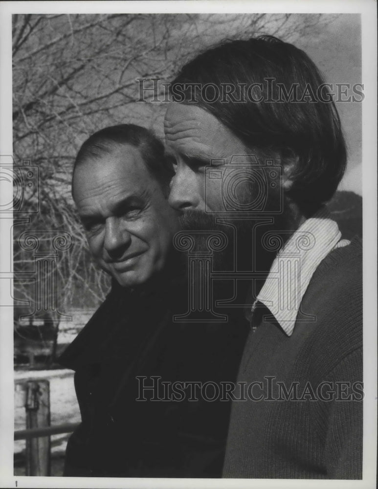 1978 Press Photo Edwin Newman and former CIA spy Caleb Bach on NBC Reports.-Historic Images