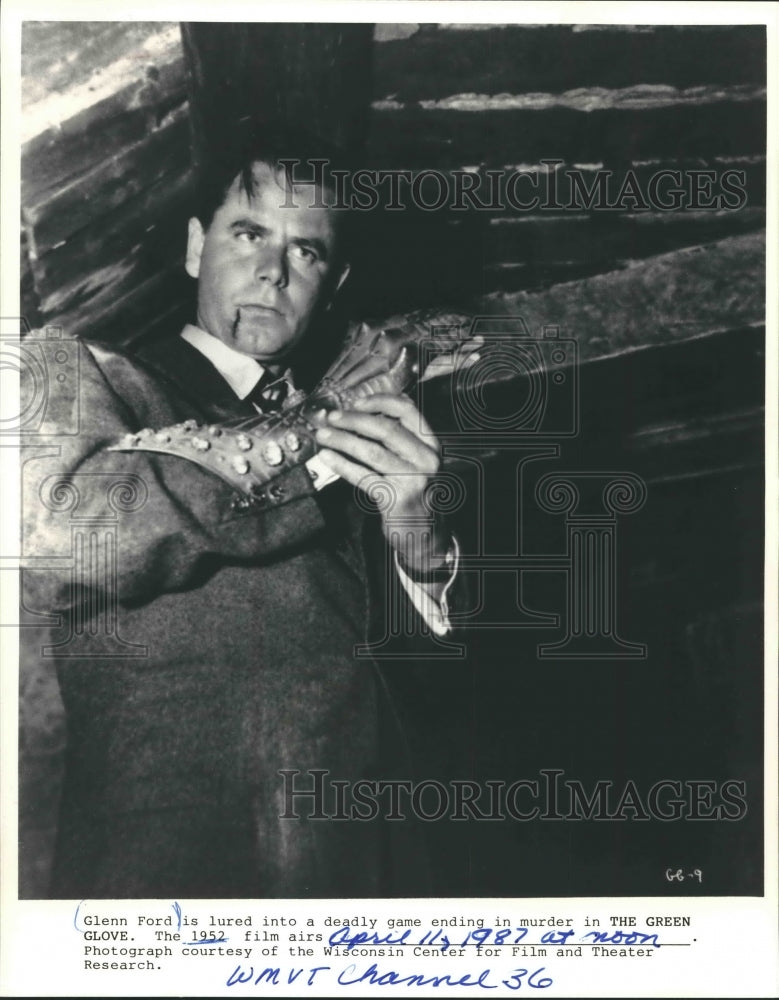 1952, Glenn Ford in &quot;The Green Glove&quot; - Historic Images